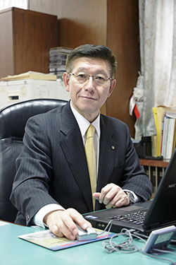 写真:県知事