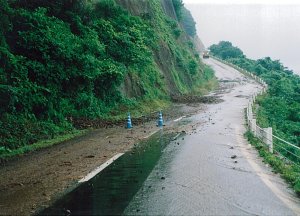 写真：土砂撤去前