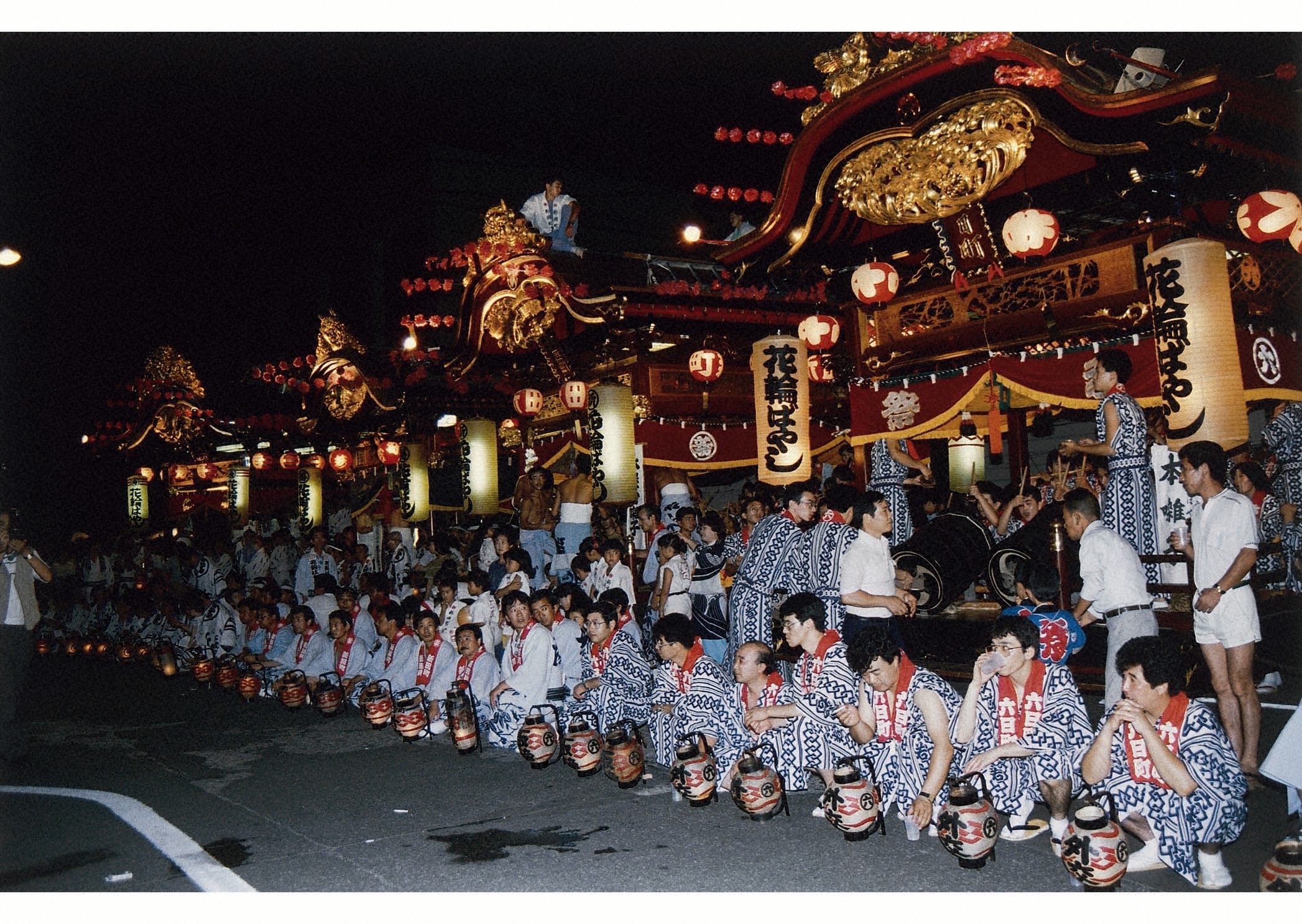 写真：花輪ばやし