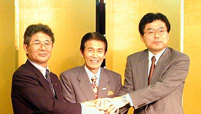 写真：３県知事