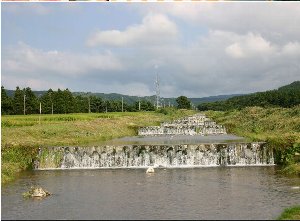 写真：小滝温水路