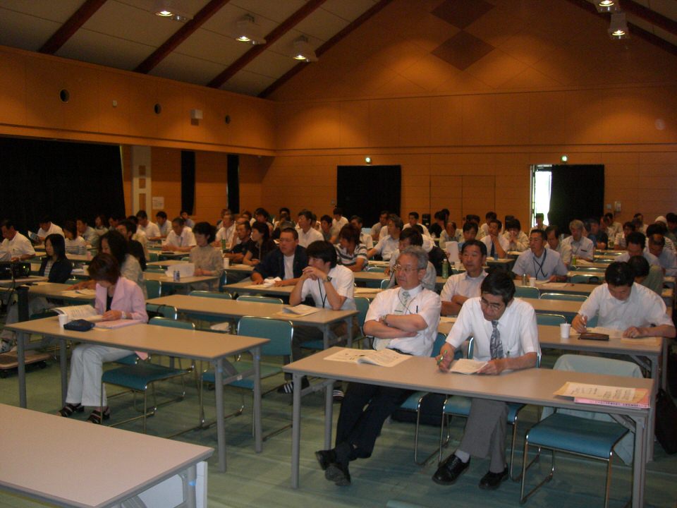 画像：試験研究発表会の様子