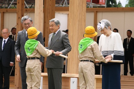 写真：天皇皇后両陛下