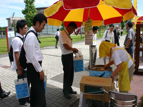 画像：ババヘラアイス販売所