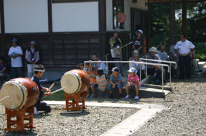 画像：菖蒲太鼓の演奏5