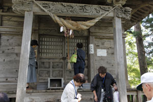 写真：祈願する様子