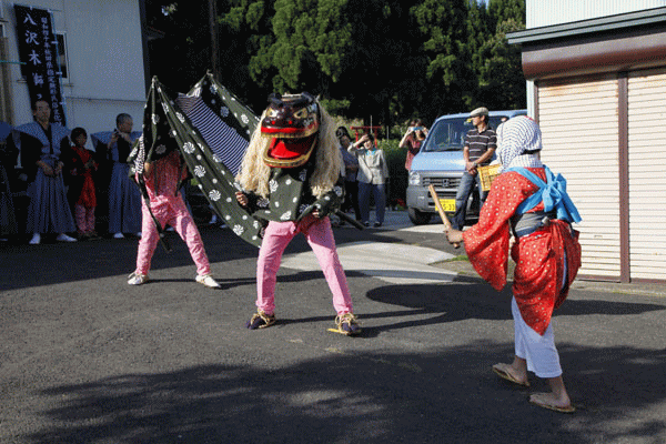 写真：八沢木獅子舞2