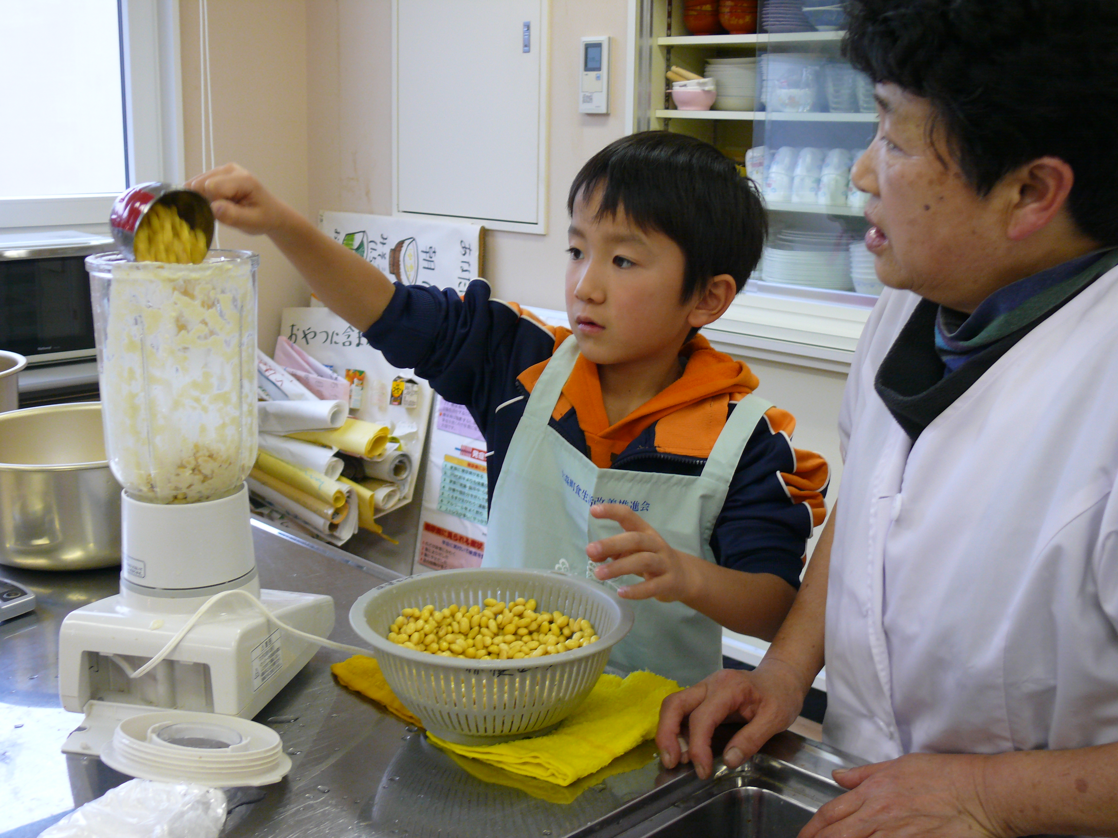 写真：味覚体験の様子6