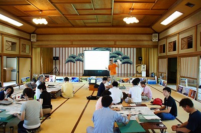 写真:県都市計画課の講義