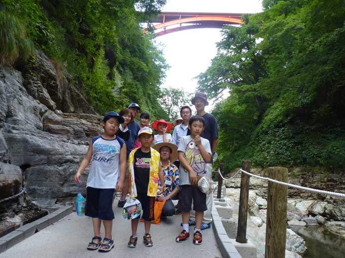 写真：体験学習ツアー