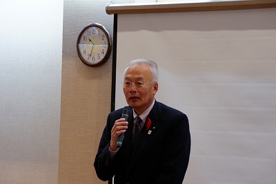 写真：鈴木町長　あいさつ