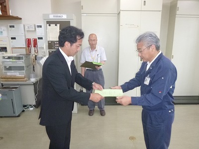 画像:団体認定証の交付式の様子3