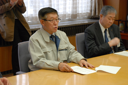 画像 : 連合秋田2014政策・制度要求と提言に関する要請の様子2