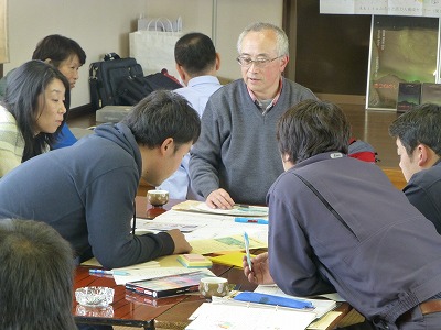 画像 : 質問しながら地域について把握