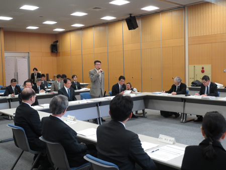 画像 : 第６回秋田県・秋田市文化施設整備構想検討委員会の様子4