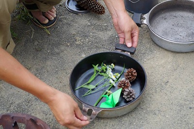 写真:花炭（火入れ前）