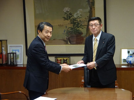 画像：北秋田市長と知事1