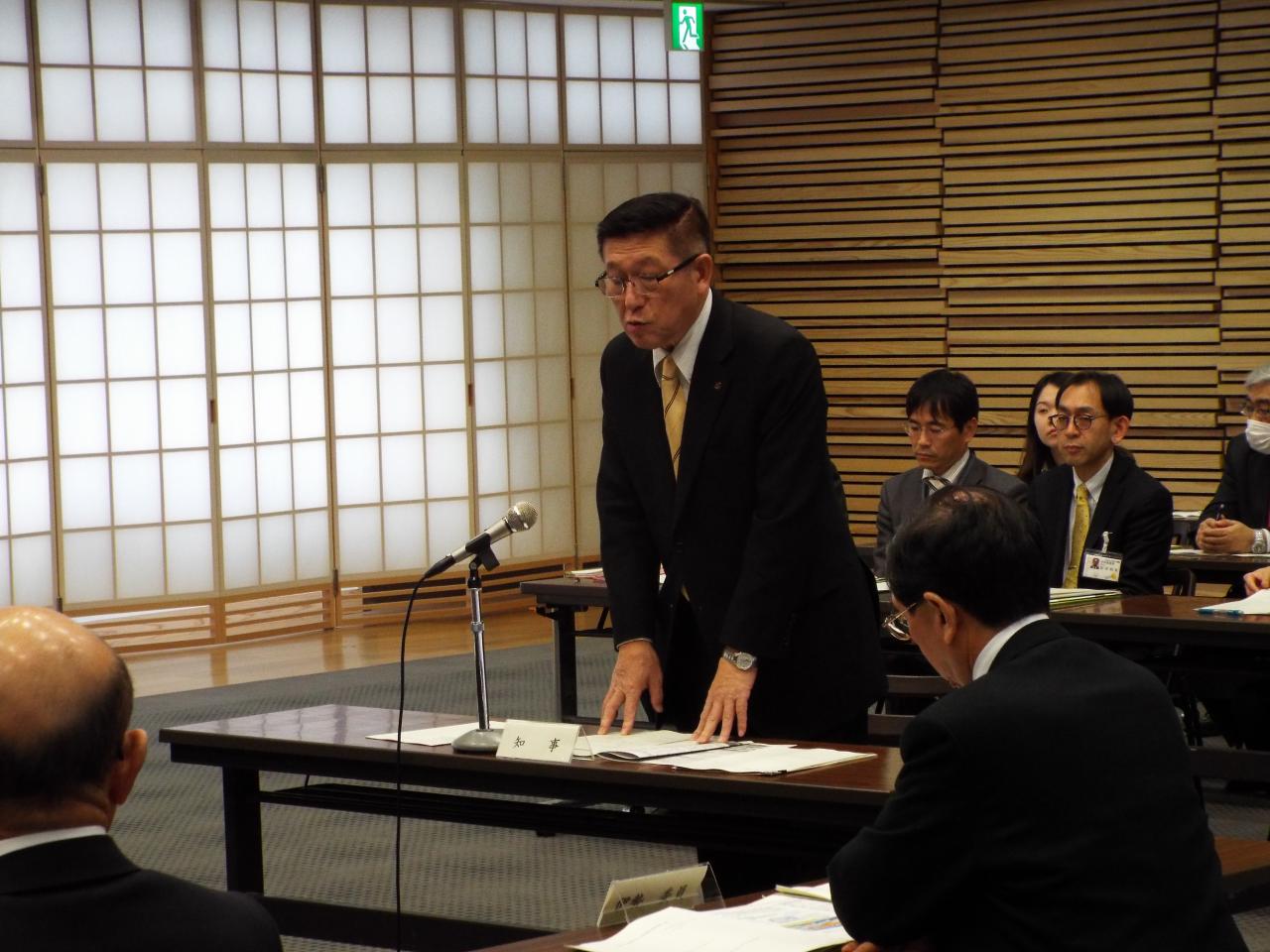 写真:会議の様子1