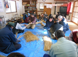 釜坂　しめ縄作り