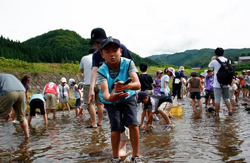 魚つかみどり大会