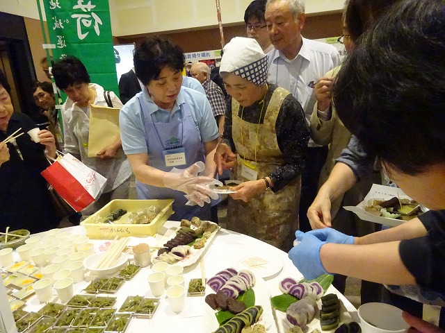 試食交流の様子