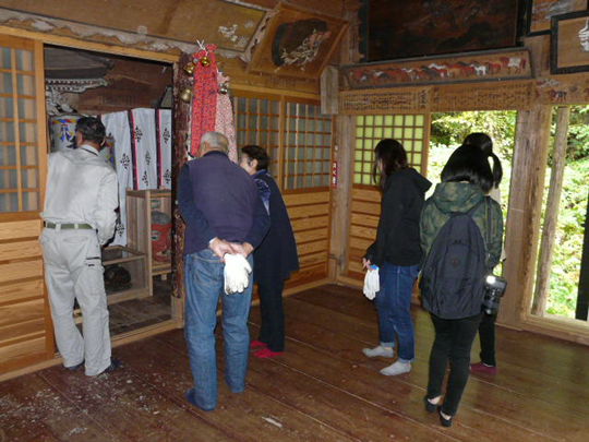 小沼神社の見学状況