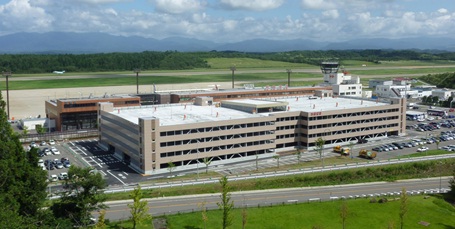 画像：立体駐車場全景