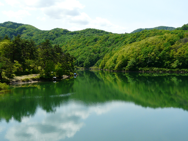 貝沼ため池　全景