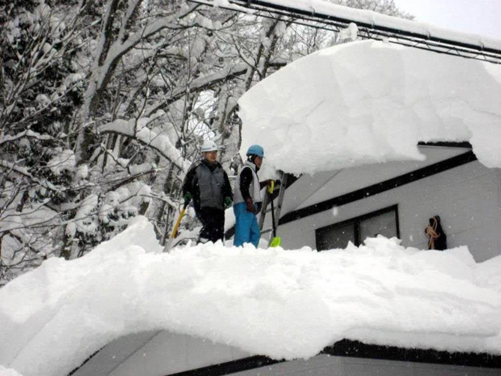 雪下ろし