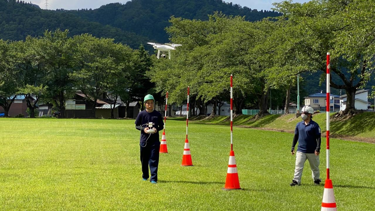 ドローン体験の様子