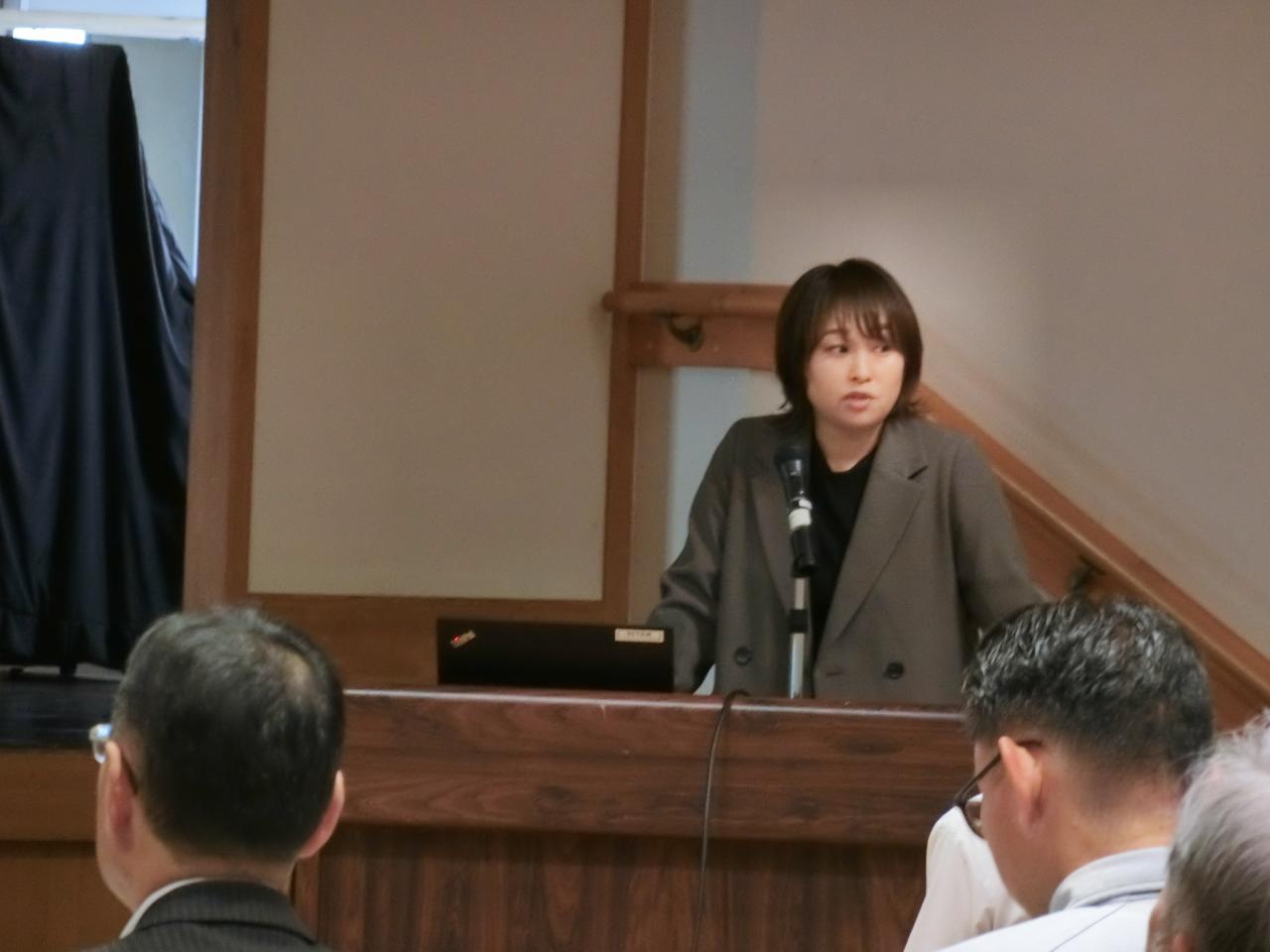 ［写真］株式会社かづのパワーの山本マネージャー