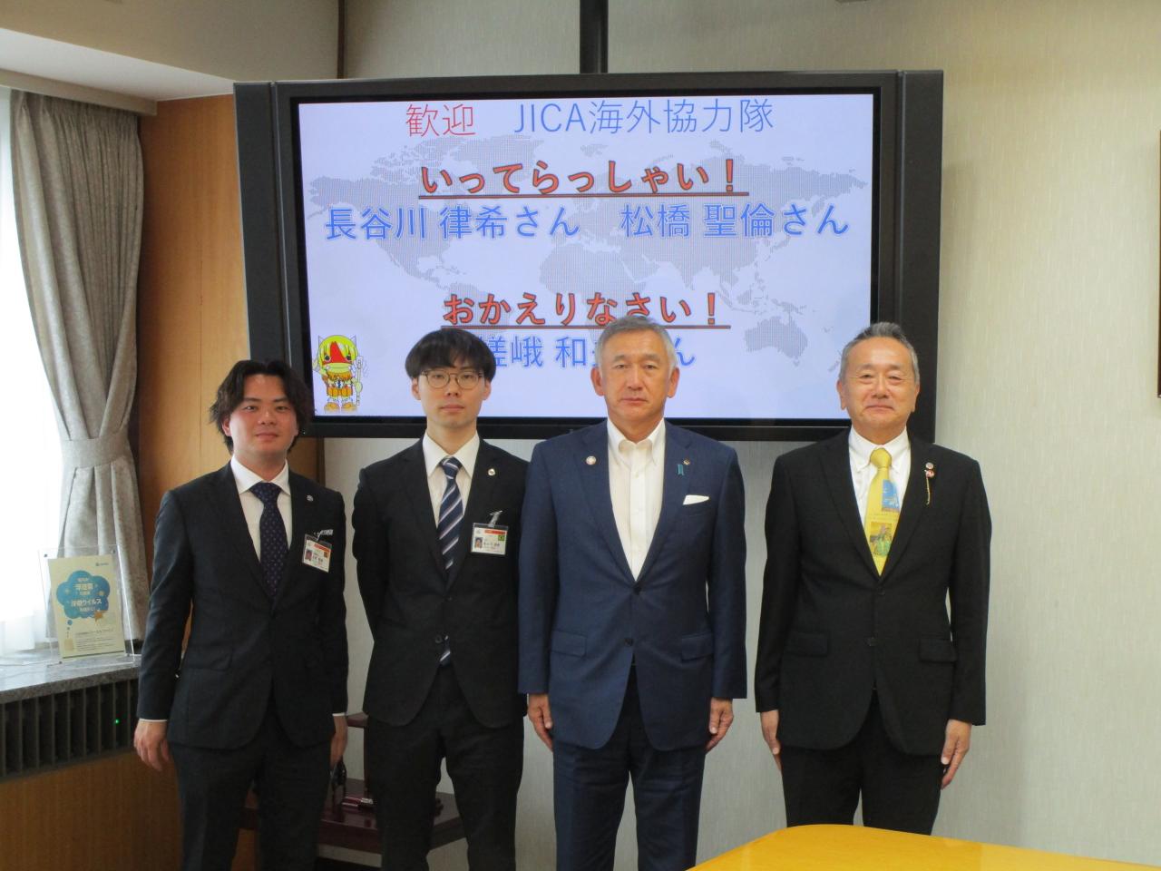 表敬訪問の様子2