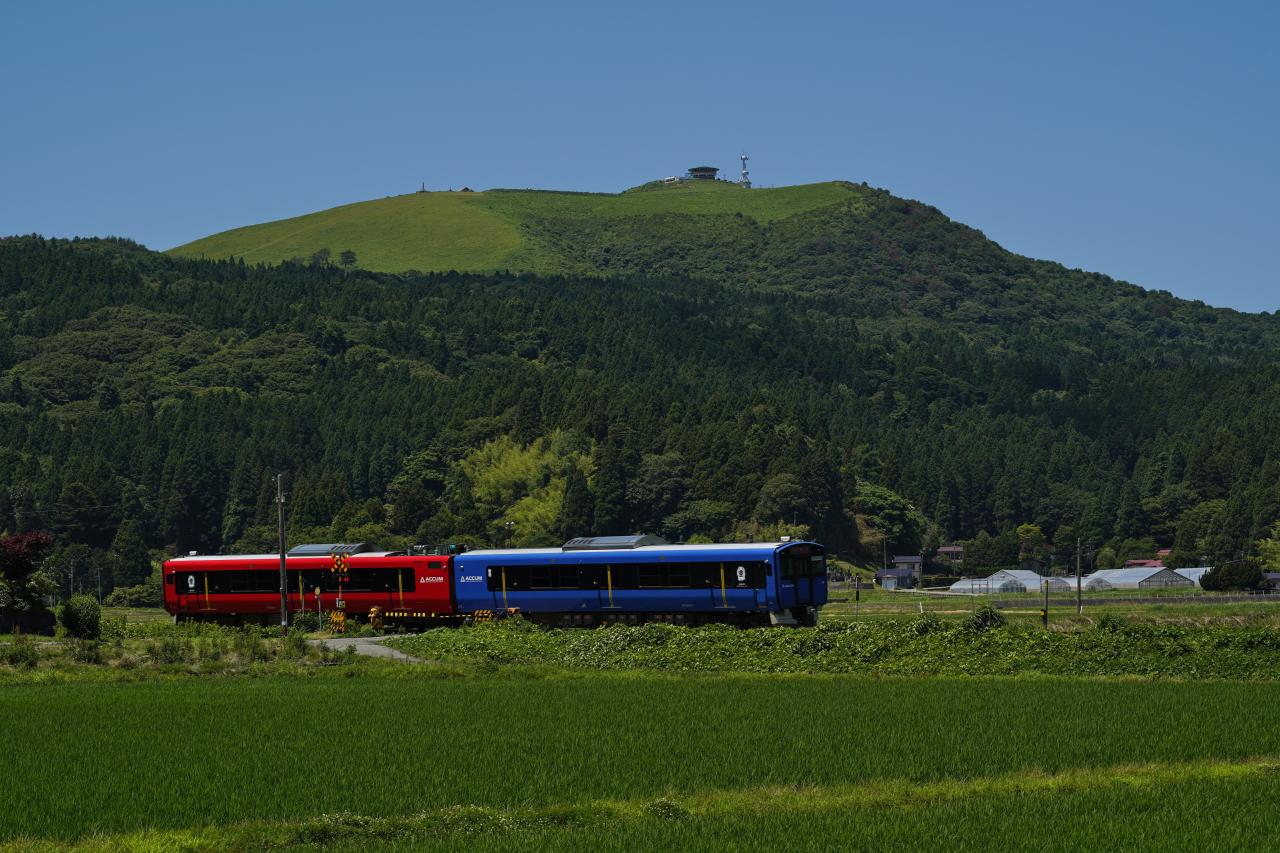 男鹿線と寒風山