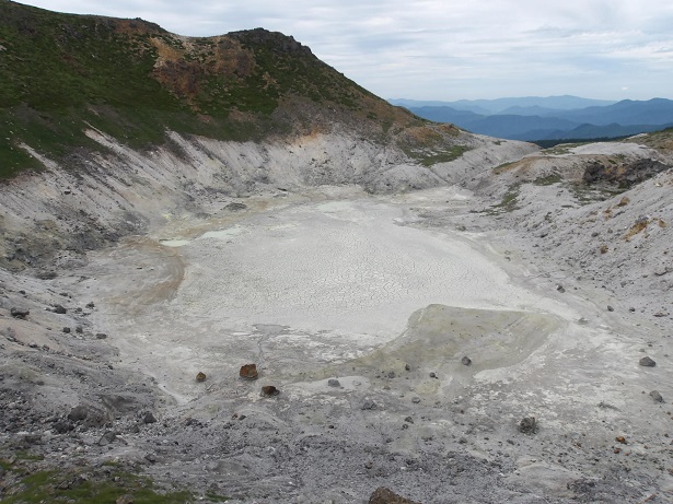 湯沼（秋田焼山）の状況_2025/07/06現在