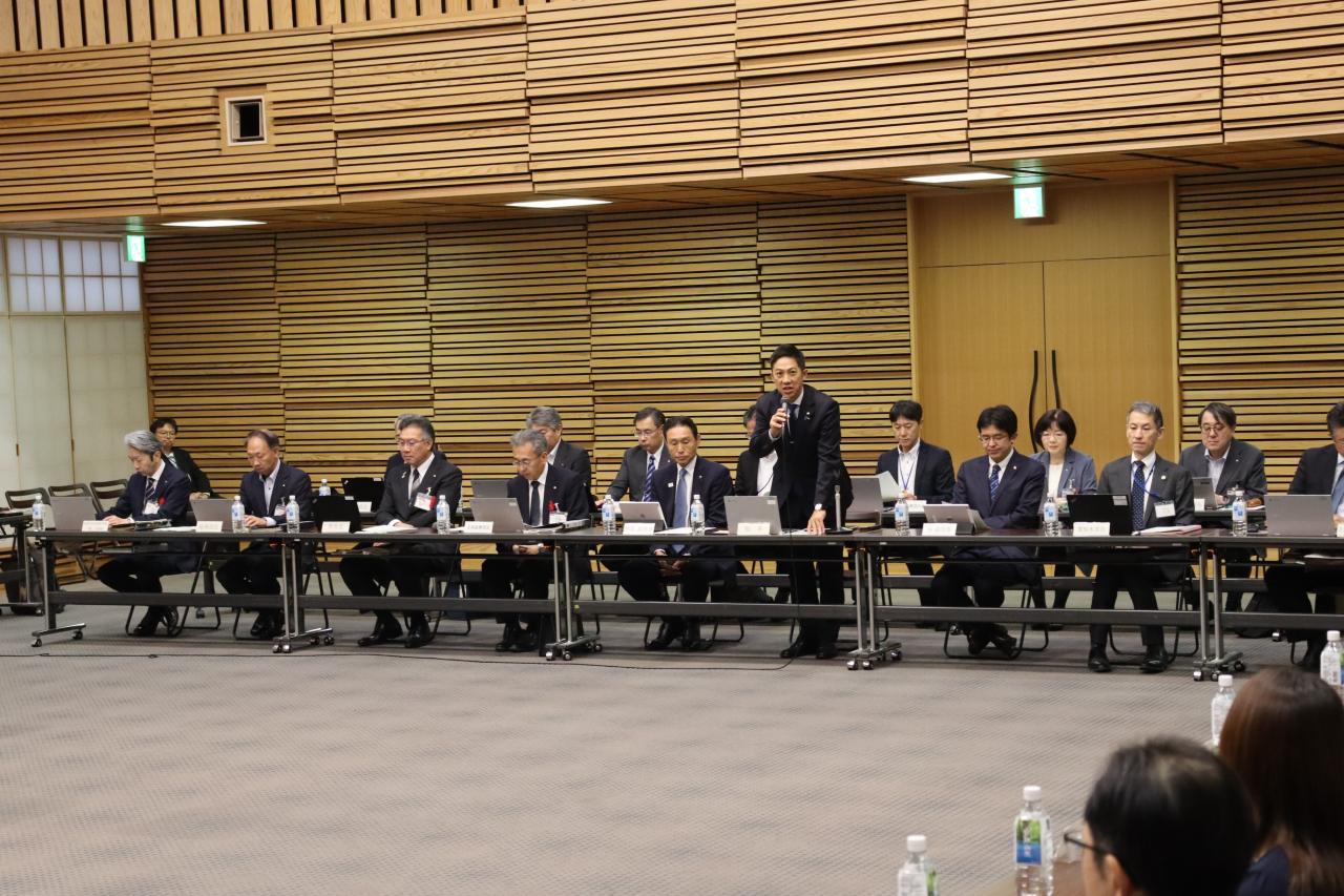 071027-2 令和７年度第２回秋田県総合政策審議会