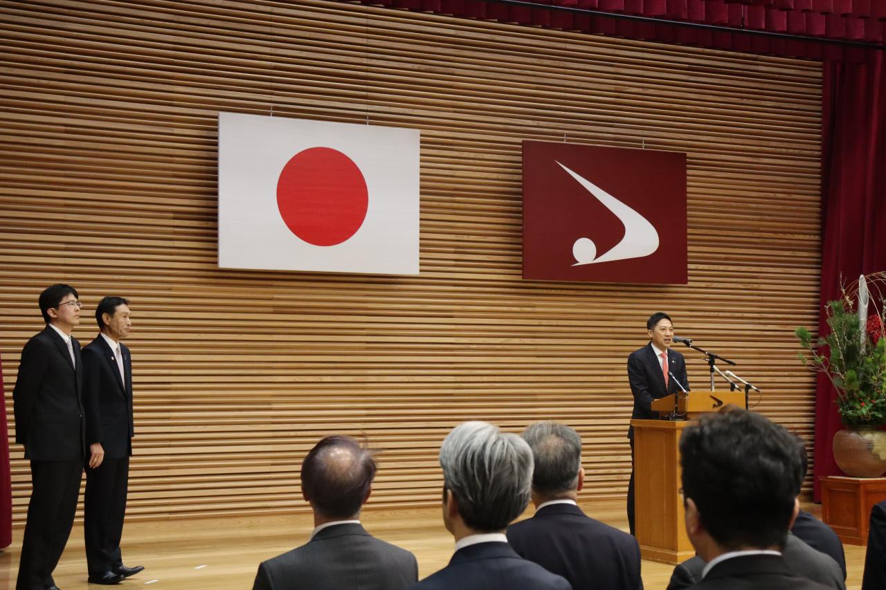 080105-1 知事年頭あいさつ