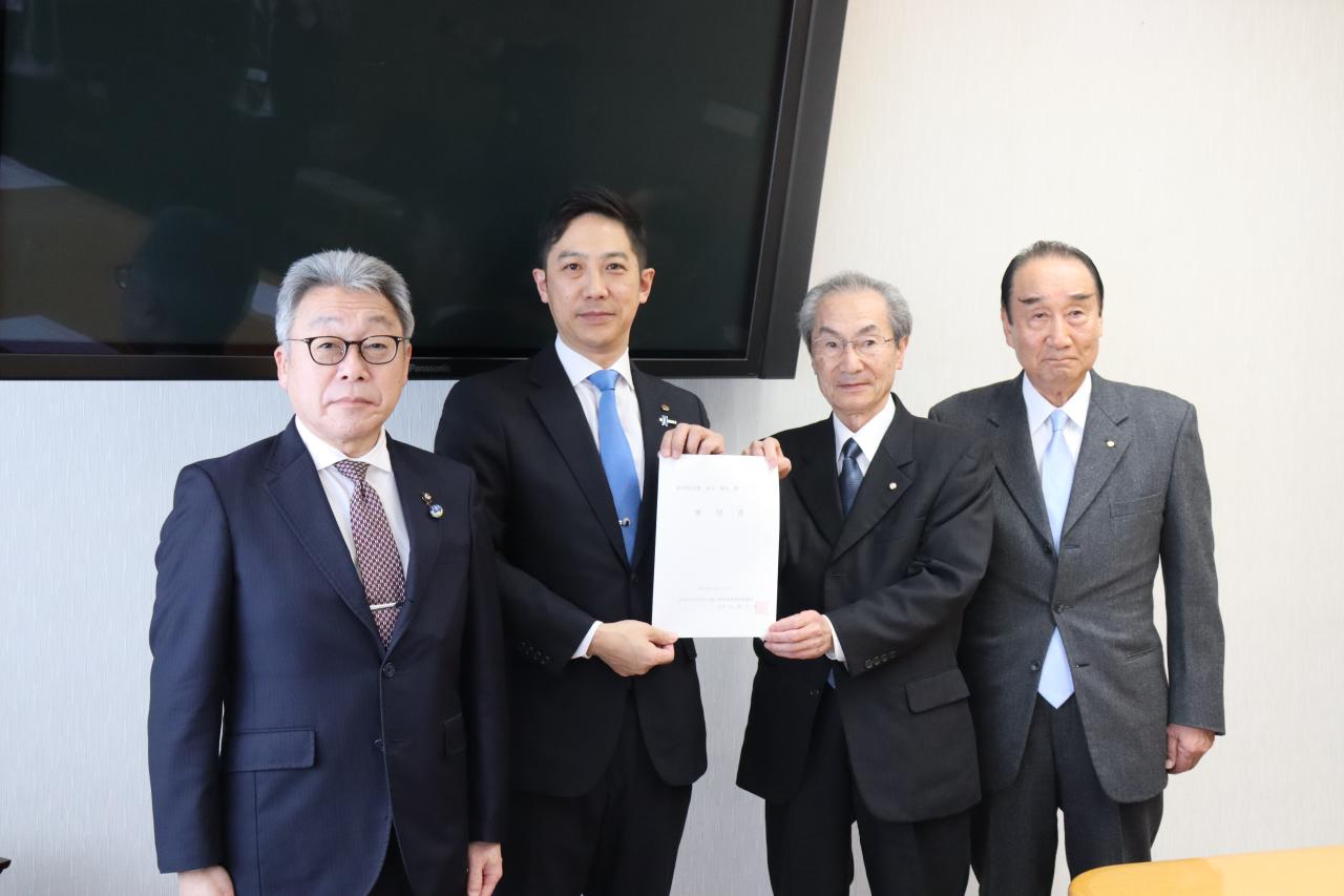 080311 由利本荘市沖洋上風力発電事業推進協議会による要望活動