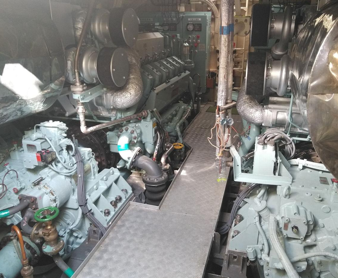 画像：装備・内装