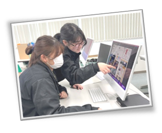IllustratorやPhotoshopというソフトを使用して入校案内の制作